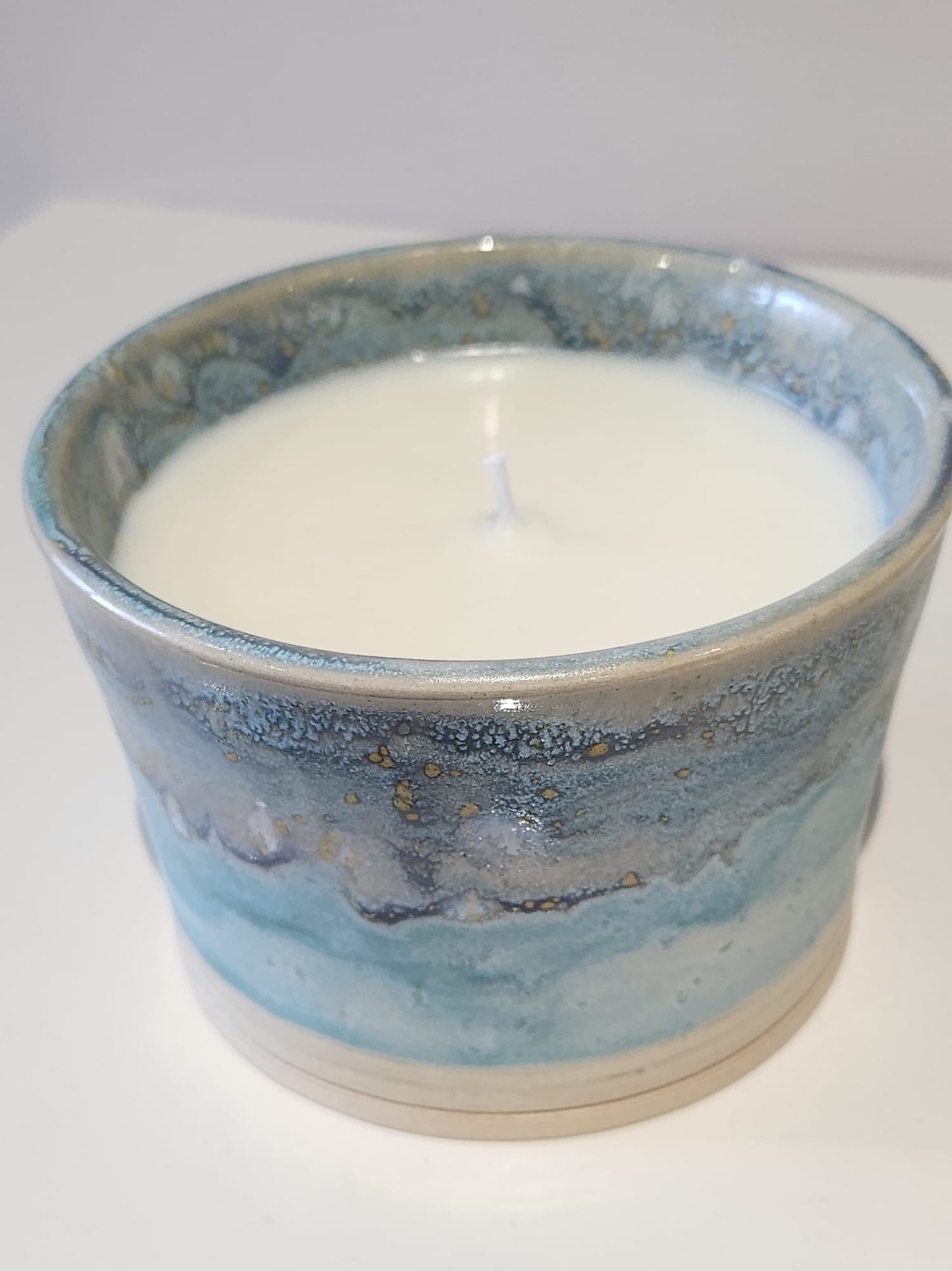 Sea Blue Glaze, Fresh Linen Scented Candle