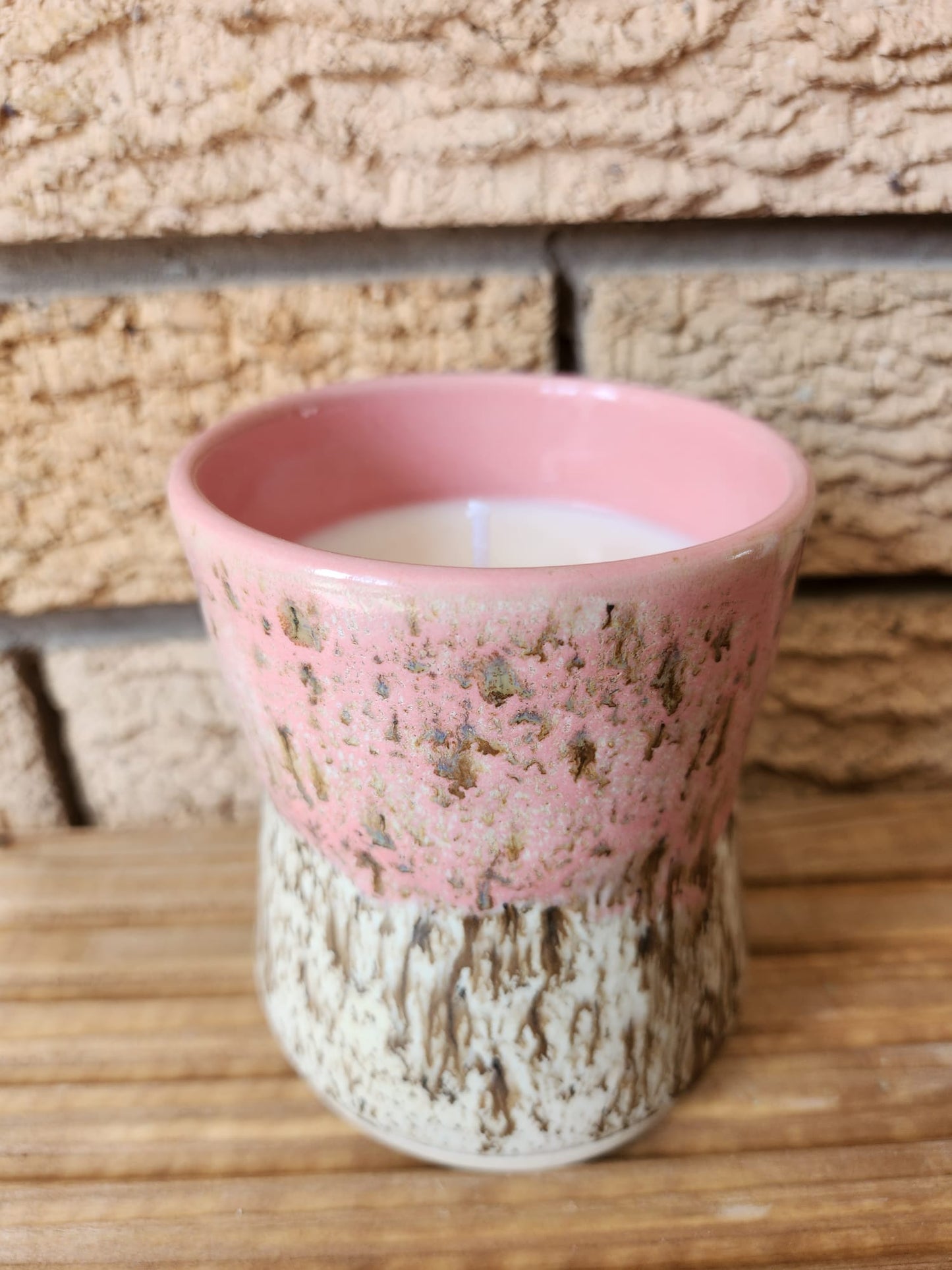 Beige/Pink Glaze, Lemon Scented Candle