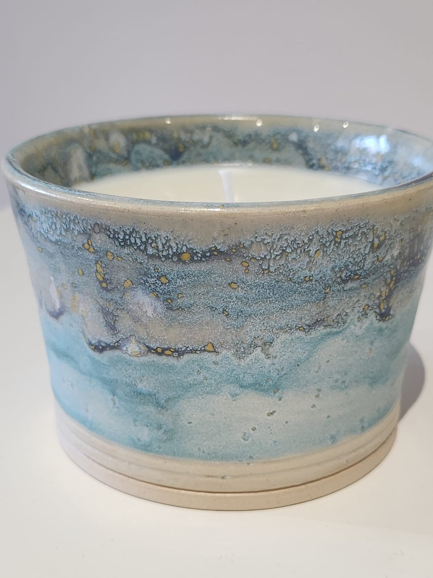 Sea Blue Glaze, Fresh Linen Scented Candle