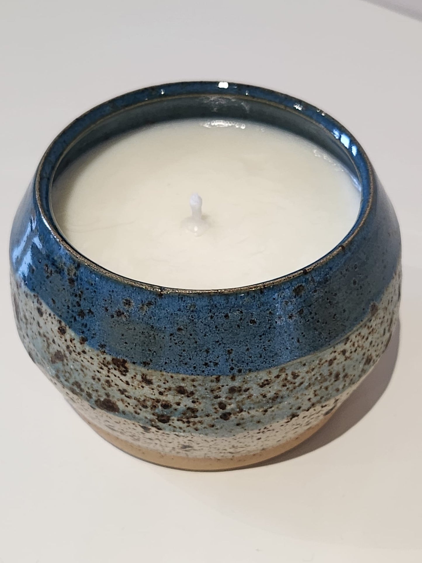 Blue Sands Glaze, Fresh Linen Scented Candle